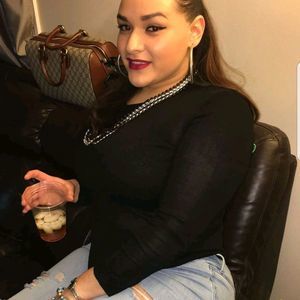 Meet your Posher, Carolyn